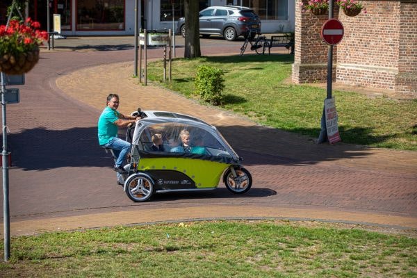 achteruit fietsen met GoCab fietstaxi