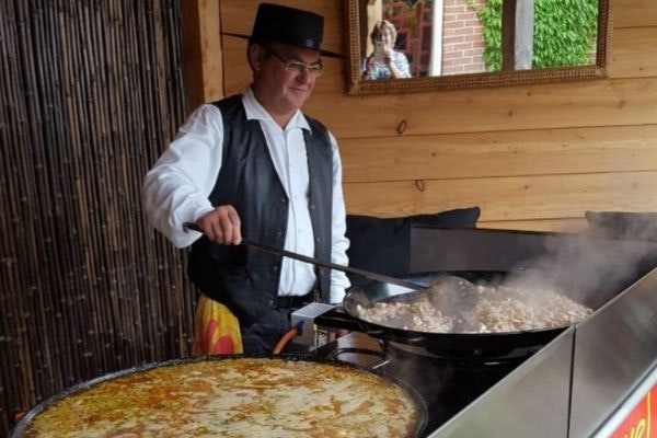Manuel Rodriguez Pineda van GoCab kookt graag in zijn vrije tijd Manuel Rodriguez Pineda van GoCab kookt graag in zijn vrije tijd