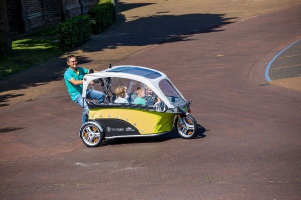 Manuel Rodriguez Pineda verkoper bij GoCab fietstaxi Manuel Rodriguez Pineda verkoper bij GoCab fietstaxi