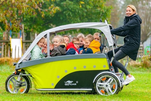 GoCab fietstaxi voor kinderen op de KindVak beurs