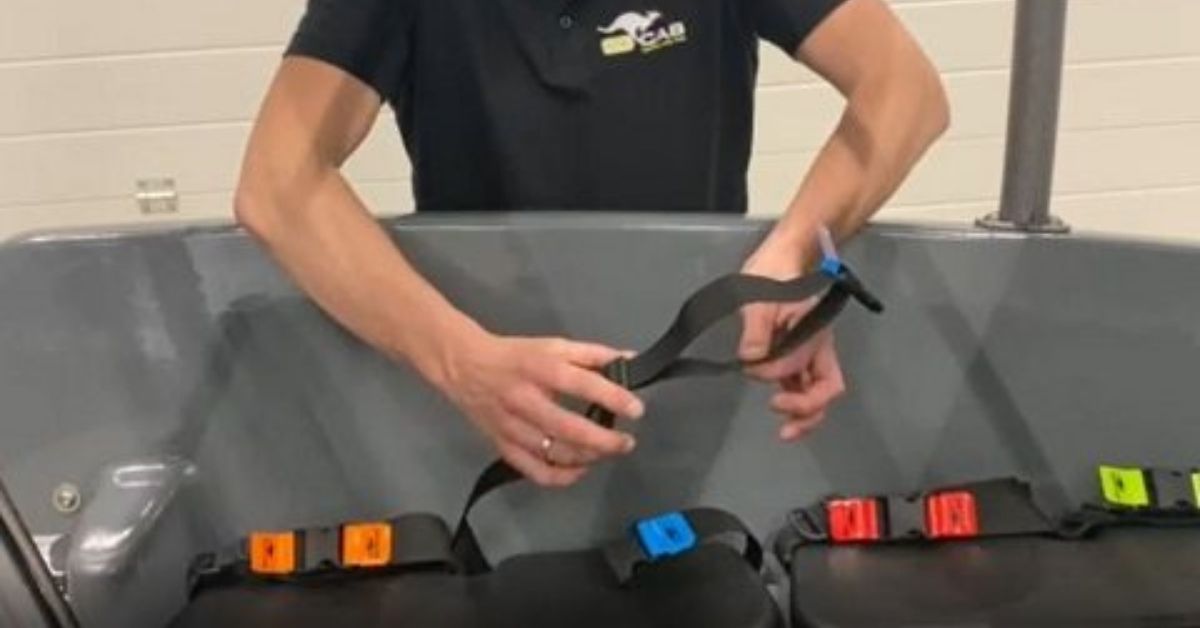 Video: How to adjust the belts of the GoCab bicycle cab